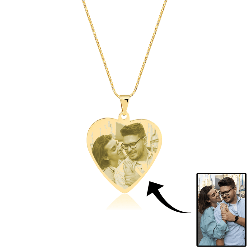 Colar Pingente Coração Personalizado Com Foto Banhado Em Ouro 18K - Joyce  Fenolio Joias - Semijoias Personalizadas